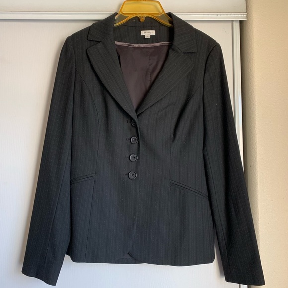 Suit - top - Picture 2 of 3